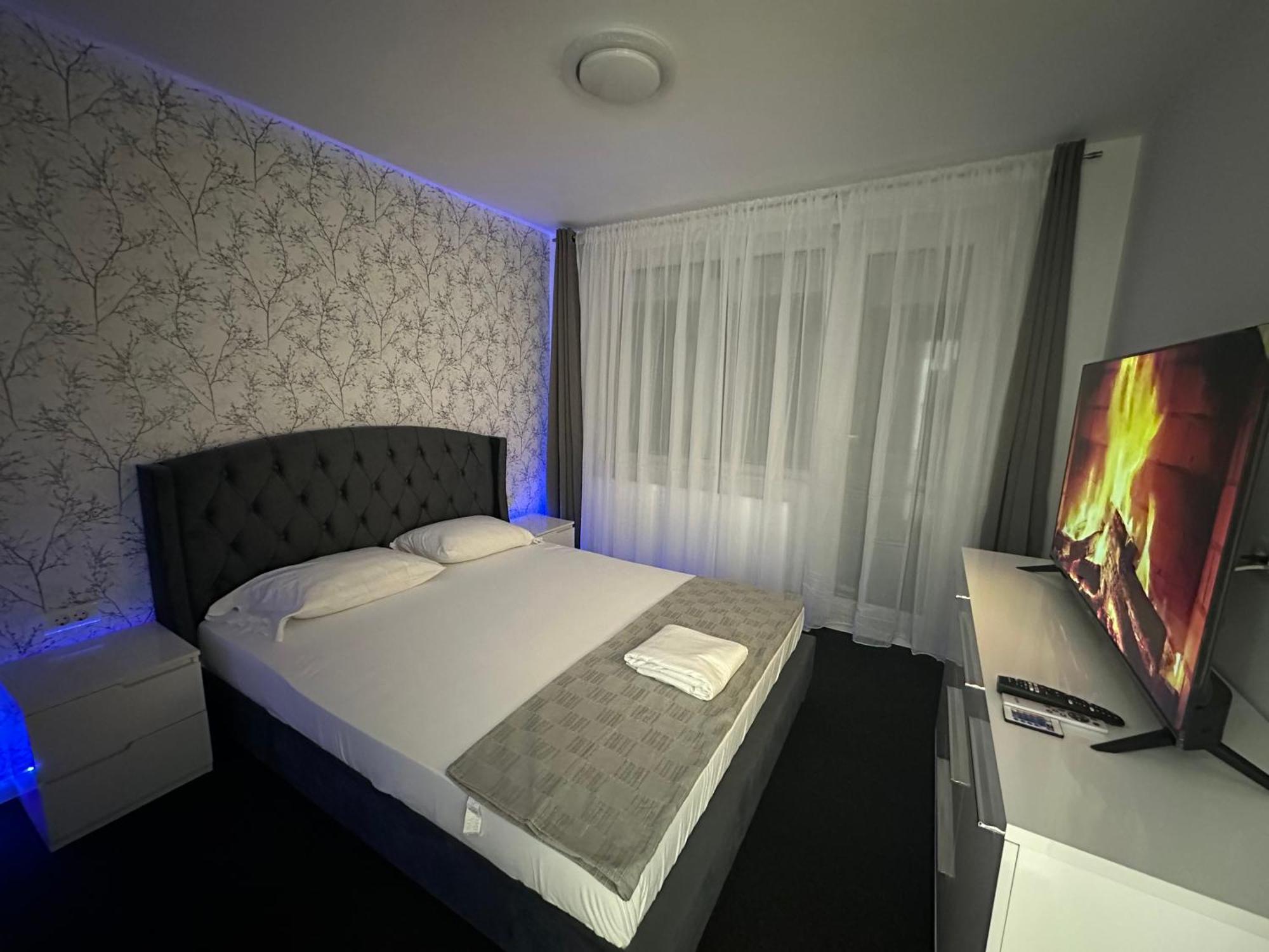 Apartament Ultra Central 3 Apartment Hunedoara Bagian luar foto